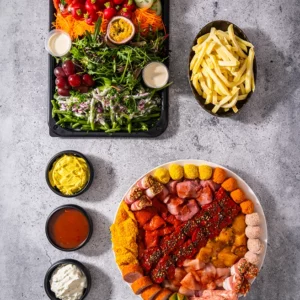 Fondue pakket (vlees, koude groenten, frieten, 3 sausjes)